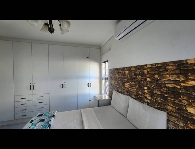 18 BEDROOM FREESTANDING FOR SALE IN SCOTTSVILLE